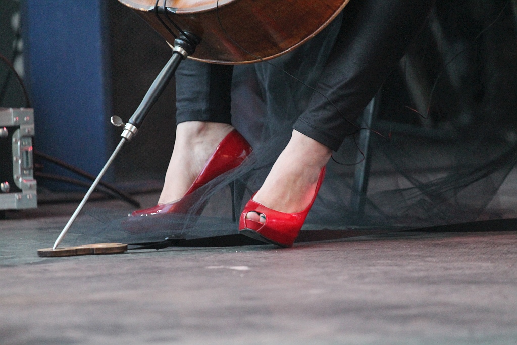 Red Heels, czyli smyczkowy rock na imieninowej scenie