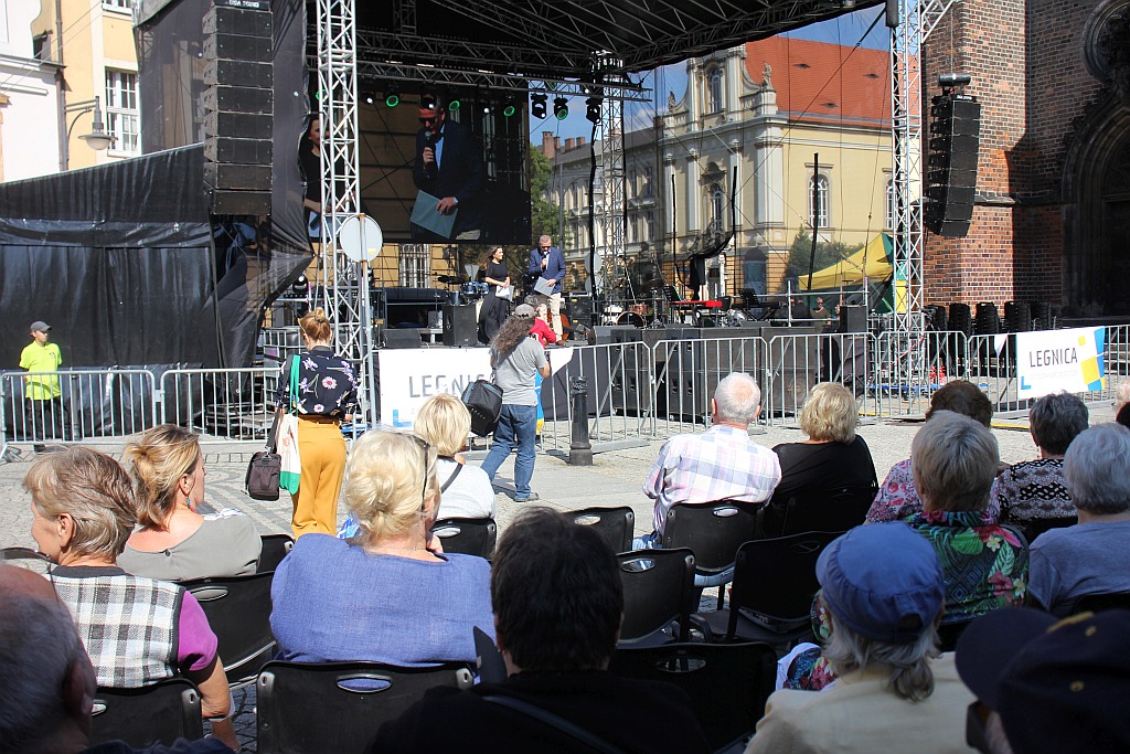 Ulica NMP rozpoczęła świętowanie i czeka na gości