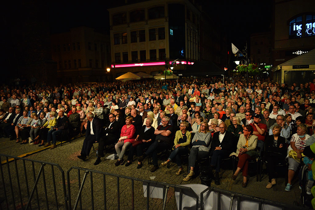 Robert Janowski z zespołem wystąpił w finale imienin ulicy NMP