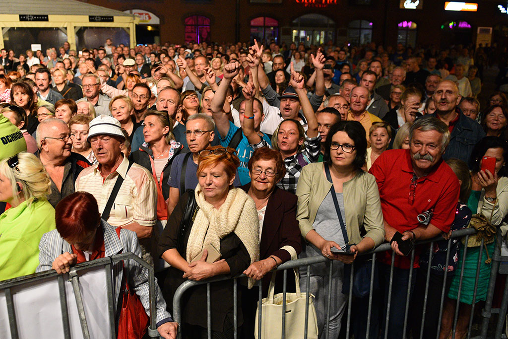 Robert Janowski z zespołem wystąpił w finale imienin ulicy NMP