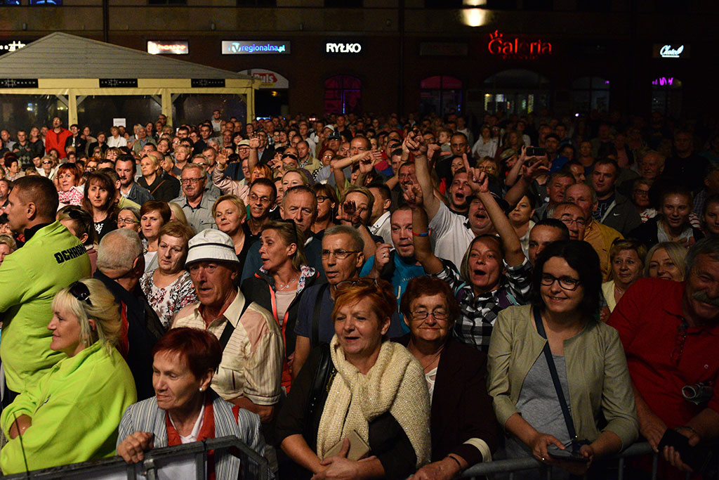 Robert Janowski z zespołem wystąpił w finale imienin ulicy NMP