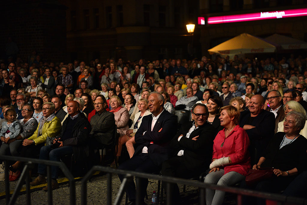 Robert Janowski z zespołem wystąpił w finale imienin ulicy NMP