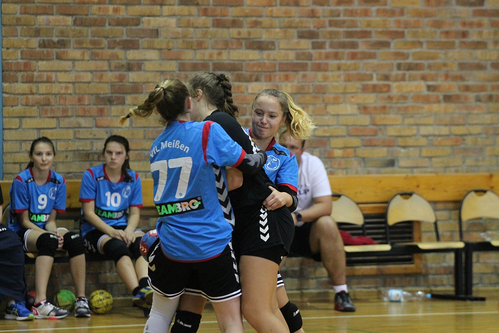 Lion Cup 2018 - w Legnicy trwa turniej piłki ręcznej dziewcząt