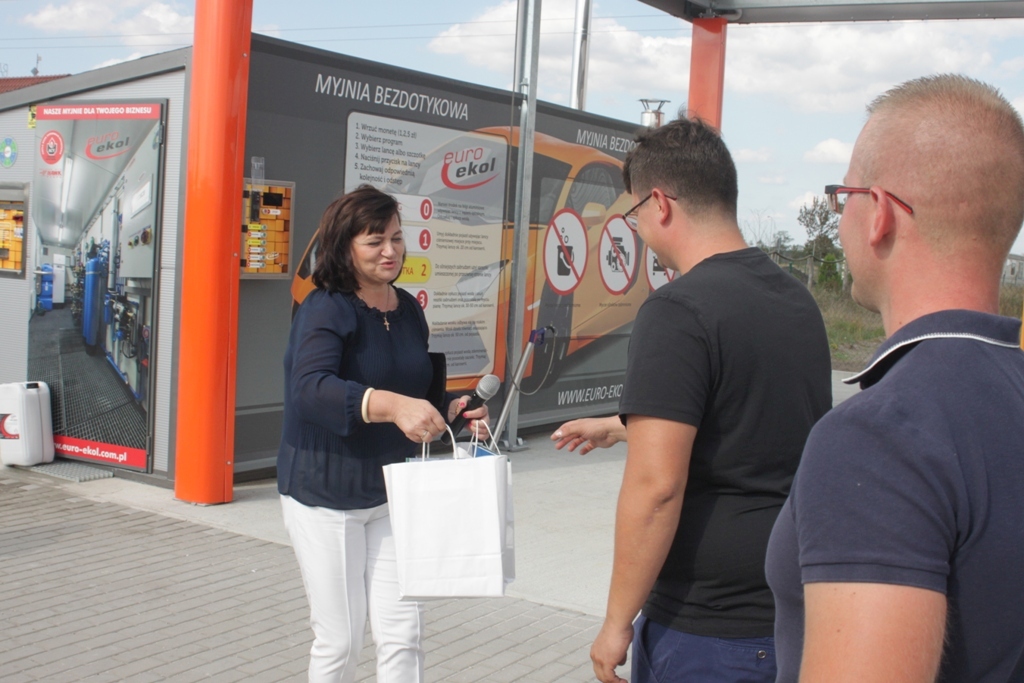 W Prochowicach powstała pierwsza myjnia samochodowa