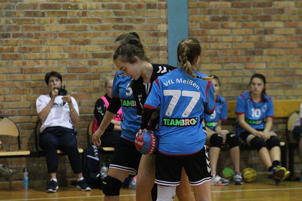 Lion Cup 2018 - w Legnicy trwa turniej piłki ręcznej dziewcząt