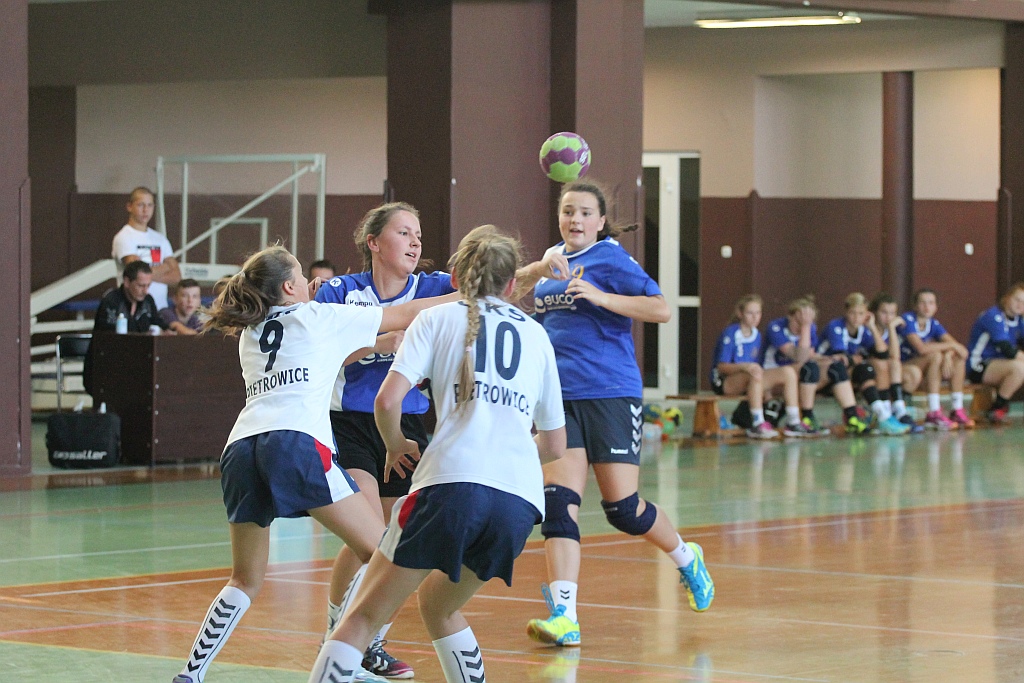 Lion Cup 2018 - w Legnicy trwa turniej piłki ręcznej dziewcząt