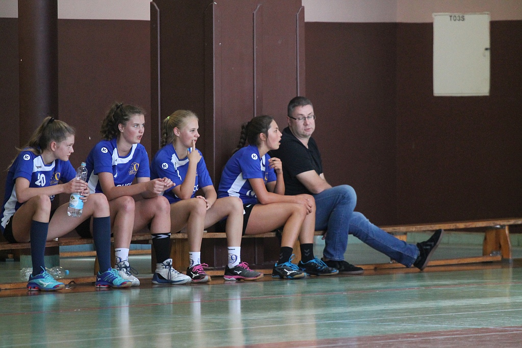 Lion Cup 2018 - w Legnicy trwa turniej piłki ręcznej dziewcząt