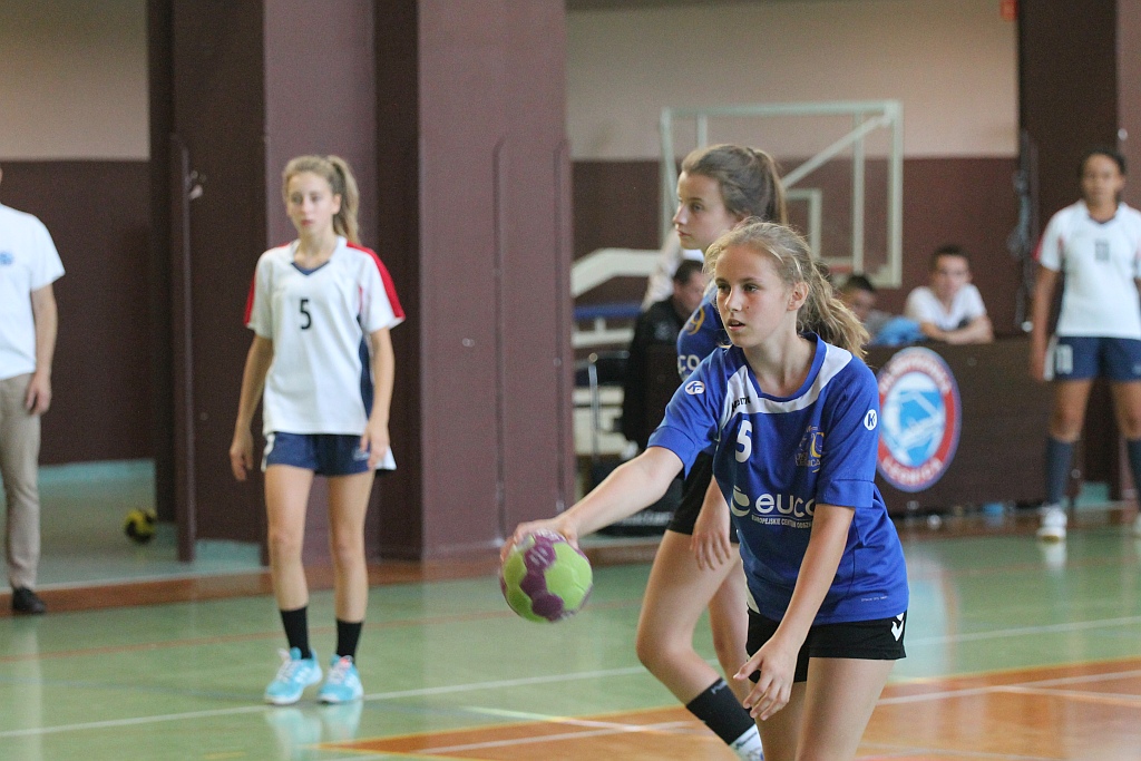 Lion Cup 2018 - w Legnicy trwa turniej piłki ręcznej dziewcząt