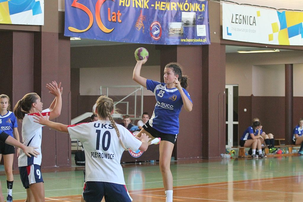Lion Cup 2018 - w Legnicy trwa turniej piłki ręcznej dziewcząt