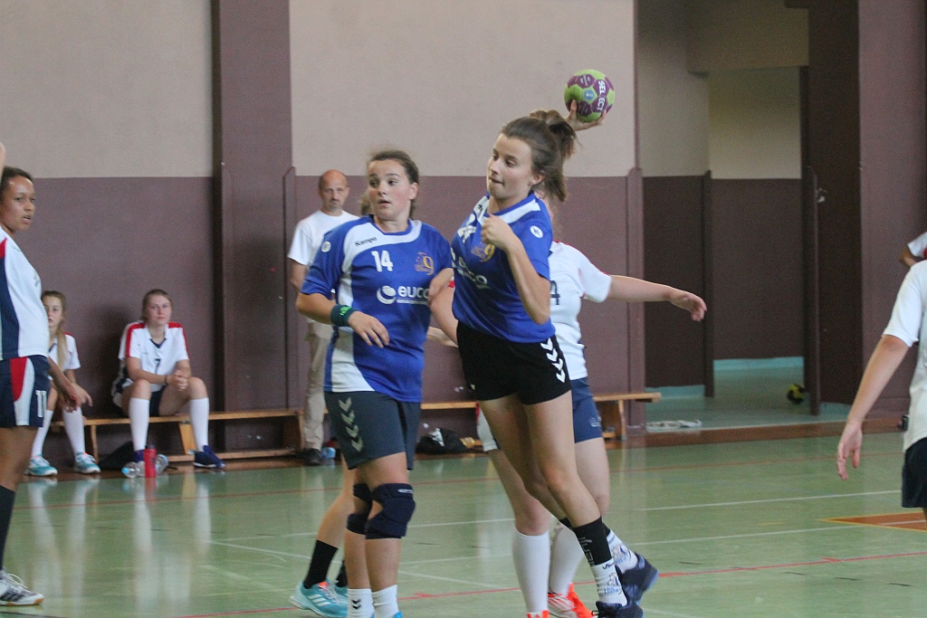 Lion Cup 2018 - w Legnicy trwa turniej piłki ręcznej dziewcząt