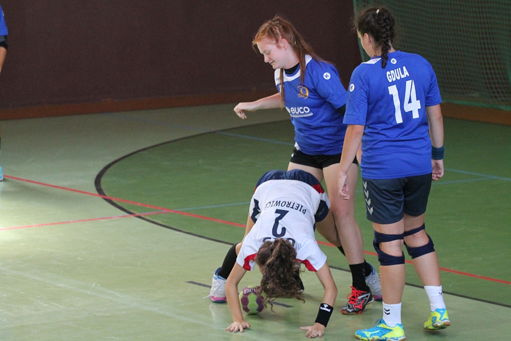 Lion Cup 2018 - w Legnicy trwa turniej piłki ręcznej dziewcząt