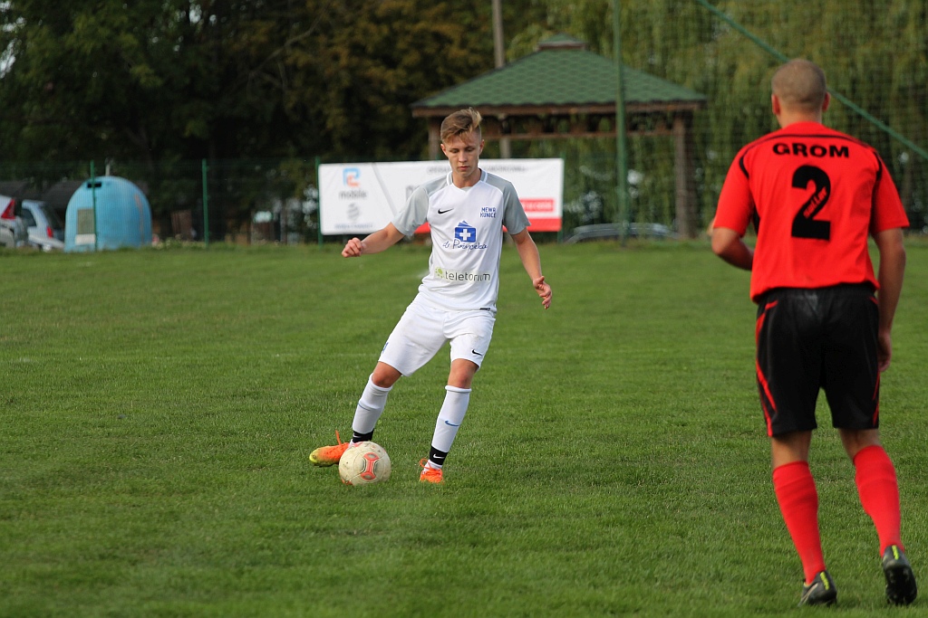 Mewa Kunice gromi Grom Gromadzyń-Wielowieś 5:0