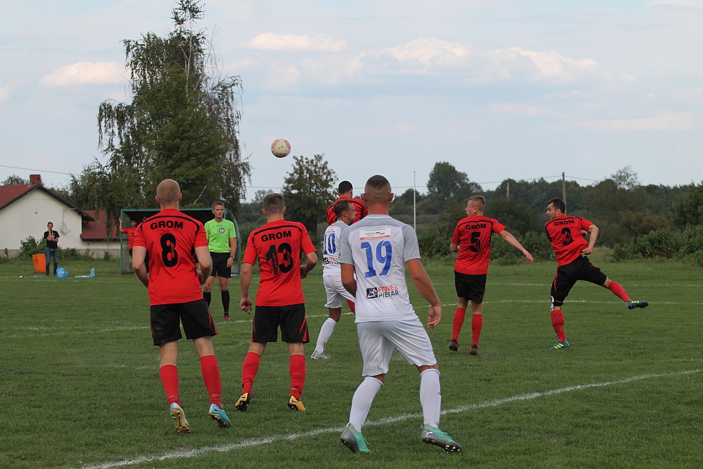 Mewa Kunice gromi Grom Gromadzyń-Wielowieś 5:0