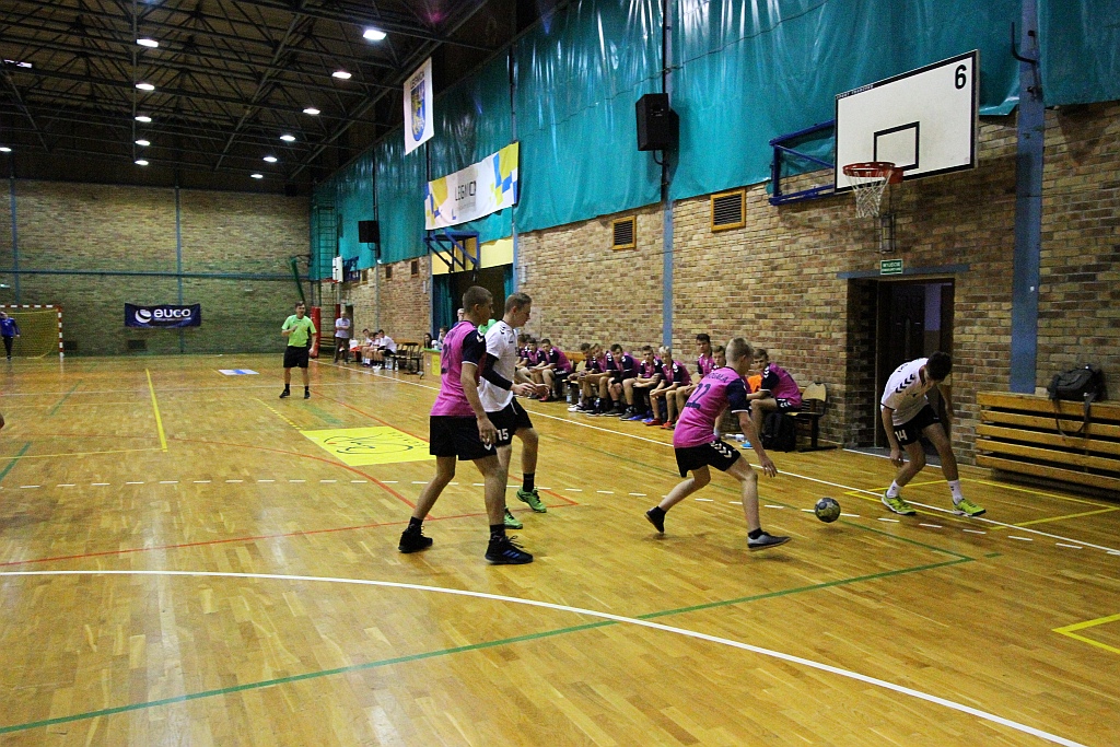 Młodzi piłkarze ręczni walczyli w Lion Hummel Cup 2018