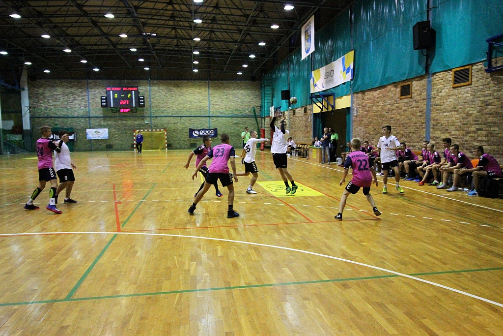 Młodzi piłkarze ręczni walczyli w Lion Hummel Cup 2018