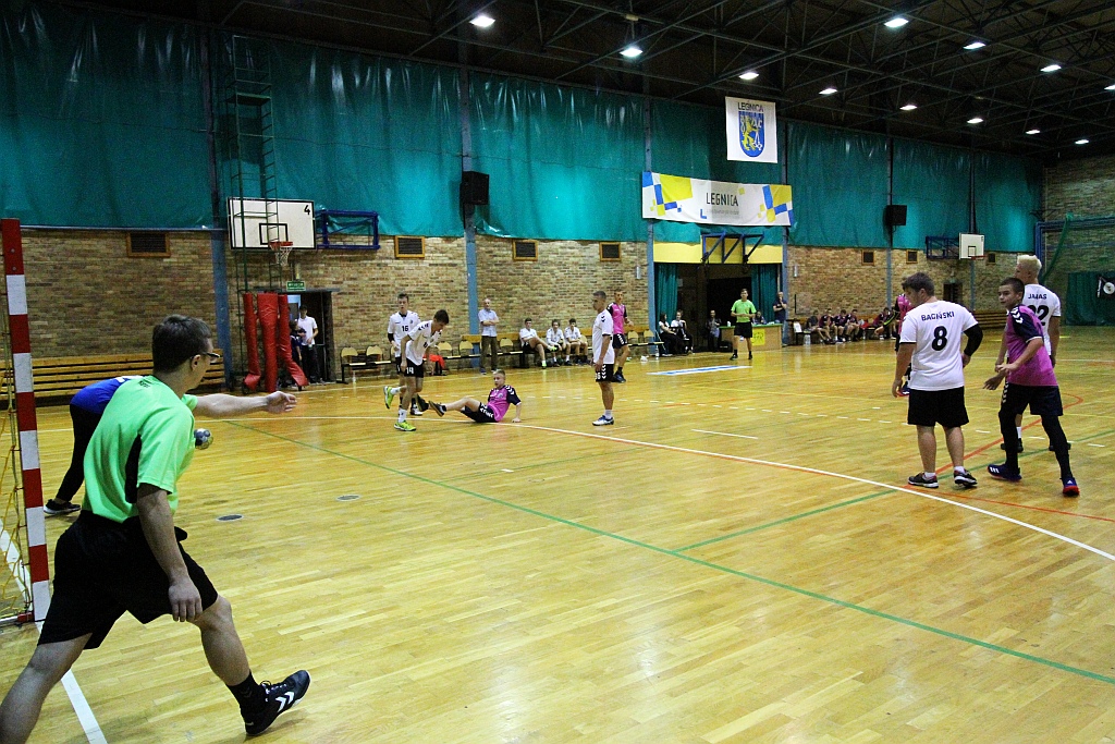 Młodzi piłkarze ręczni walczyli w Lion Hummel Cup 2018