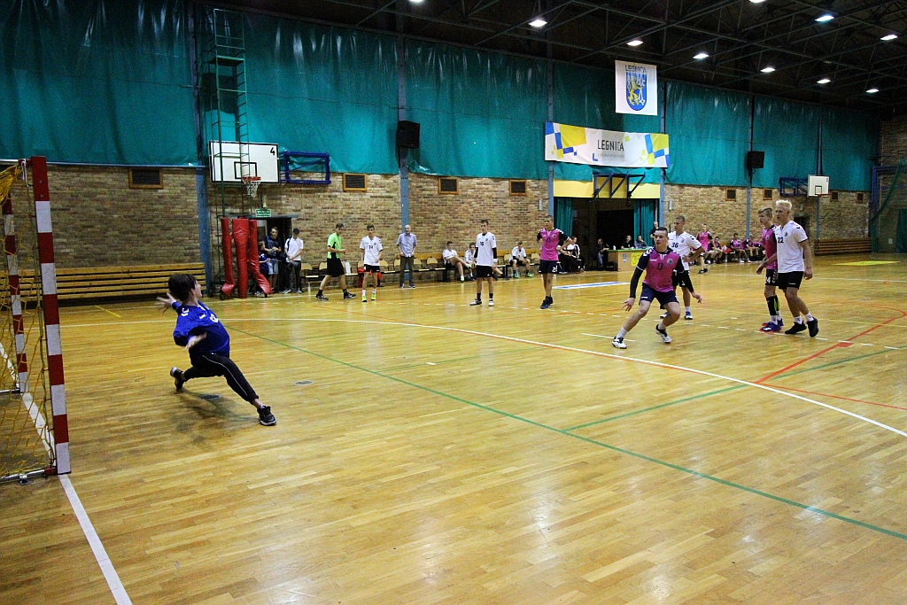 Młodzi piłkarze ręczni walczyli w Lion Hummel Cup 2018