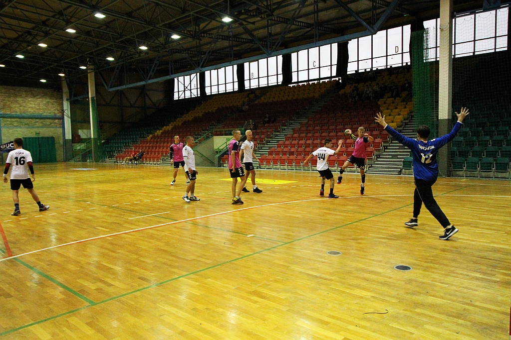 Młodzi piłkarze ręczni walczyli w Lion Hummel Cup 2018