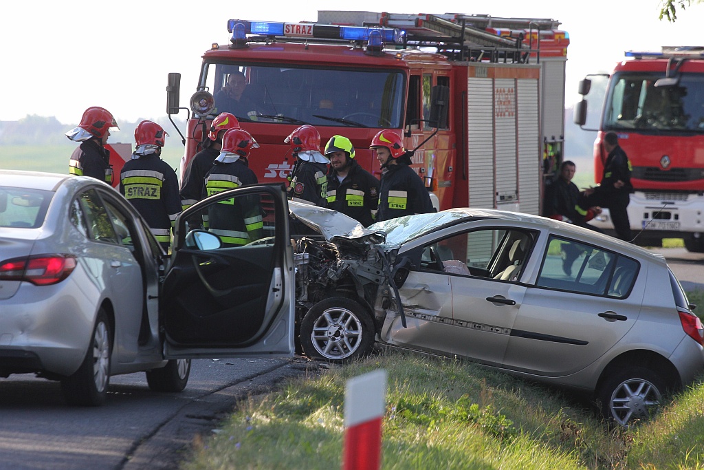 Czołowe zderzenie na trasie Koskowice – Księginice
