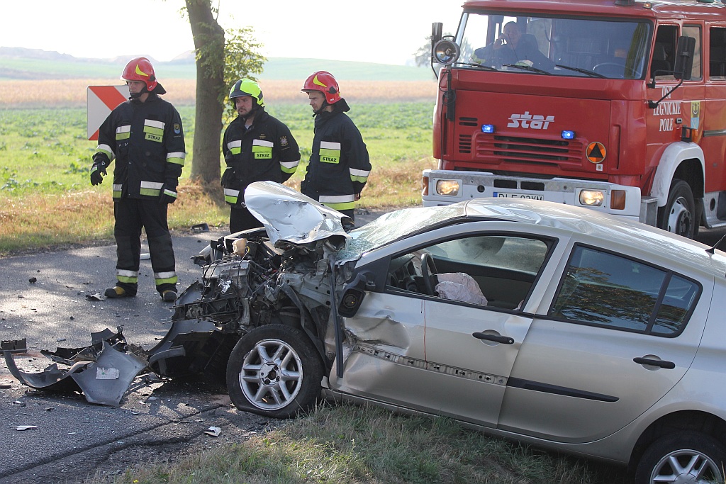 Czołowe zderzenie na trasie Koskowice – Księginice
