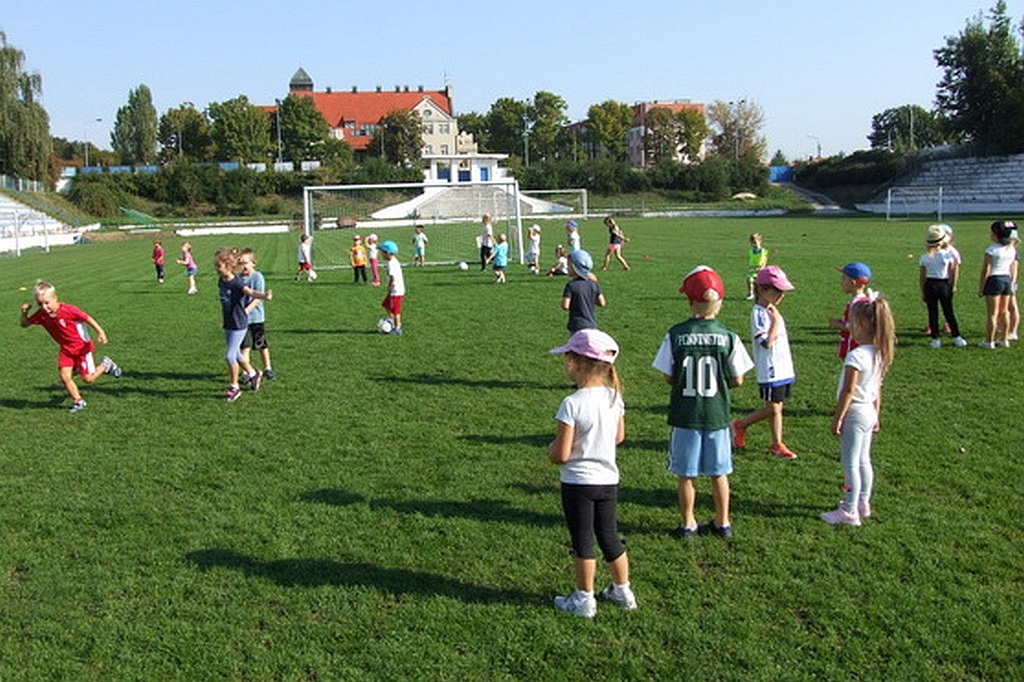 Dzień Przedszkolaka na stadionie Konfeksu Legnica