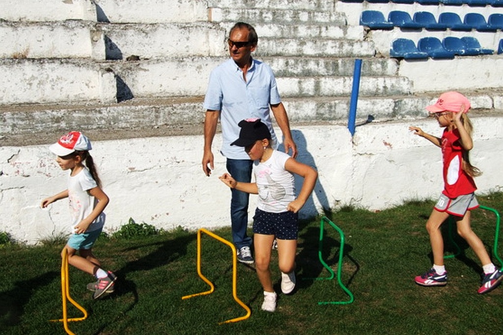 Dzień Przedszkolaka na stadionie Konfeksu Legnica