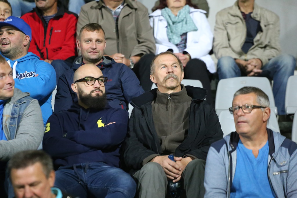 Komplet widzów obejrzał starcie Miedzi z Legią Warszawa