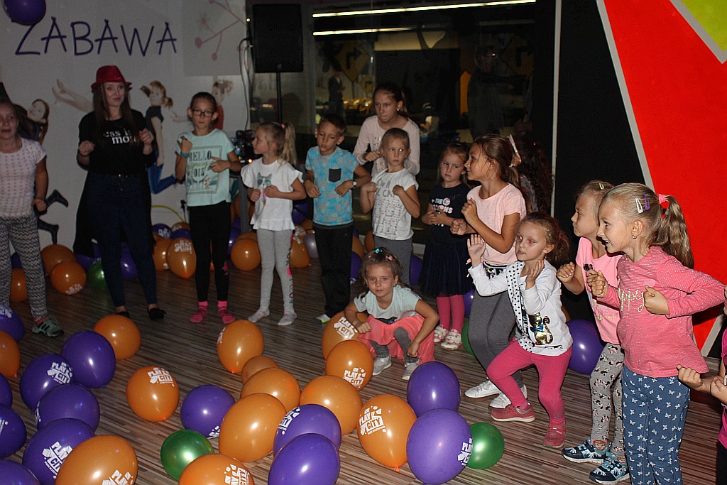 W rytmie disco powitali jesień w Parku Play City