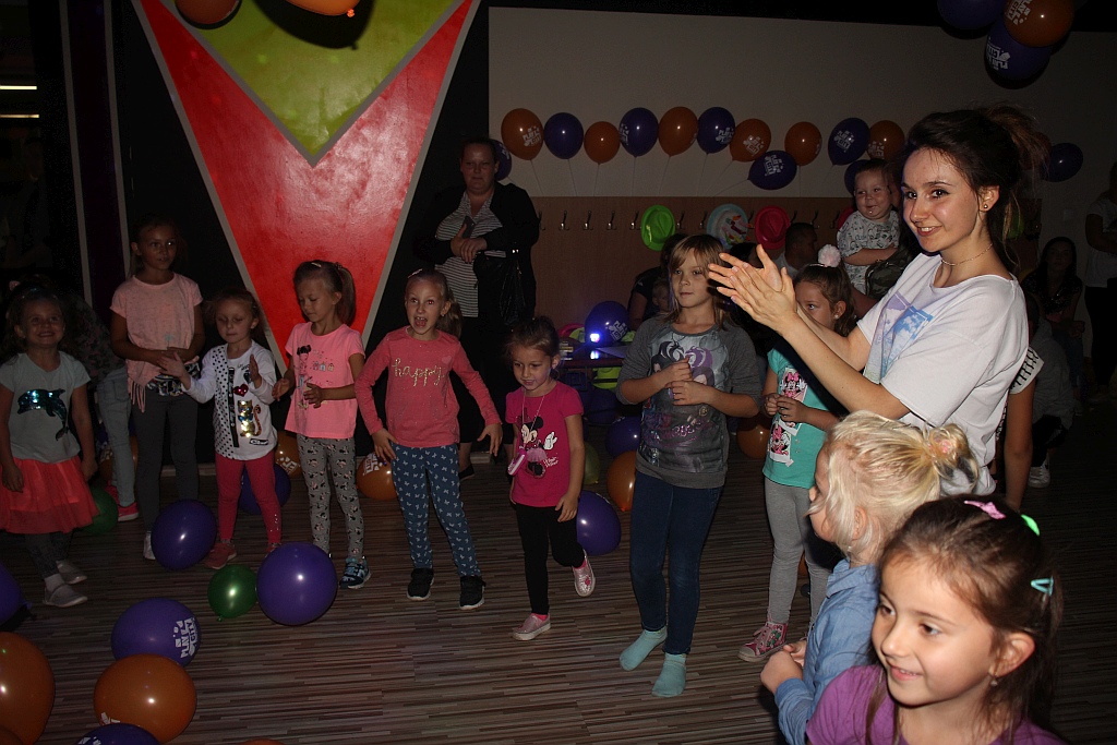 W rytmie disco powitali jesień w Parku Play City