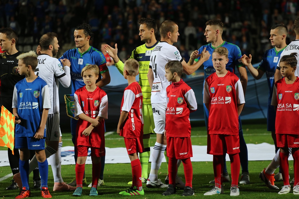 Legia wygrała w Legnicy. Gol Forsella to za mało na mistrza