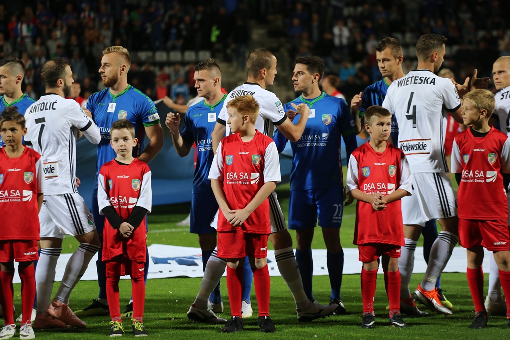 Legia wygrała w Legnicy. Gol Forsella to za mało na mistrza