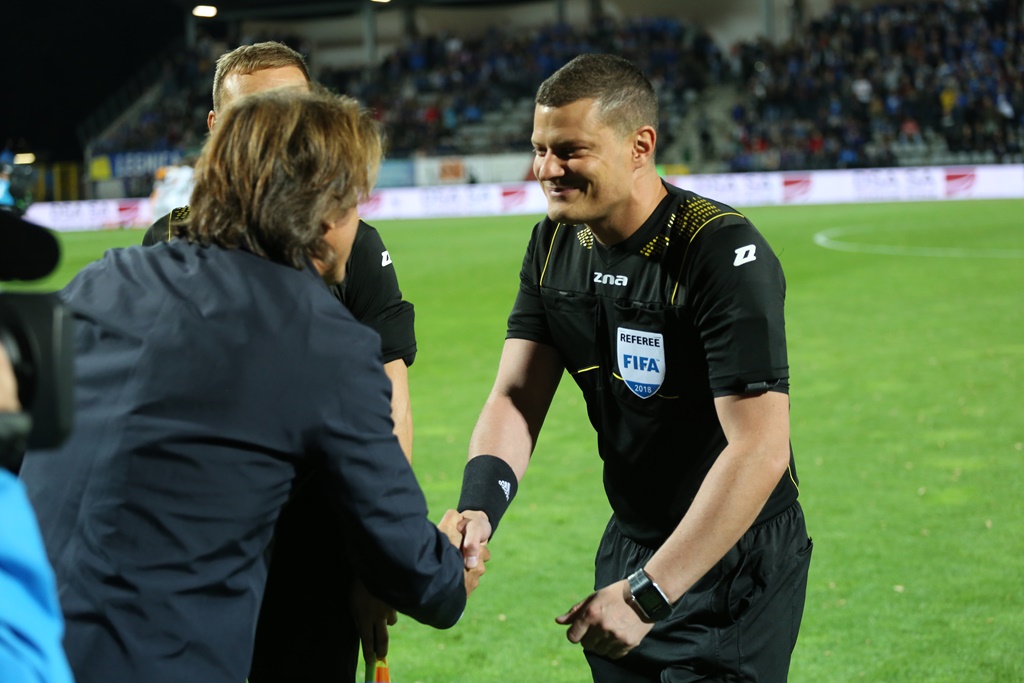 Legia wygrała w Legnicy. Gol Forsella to za mało na mistrza