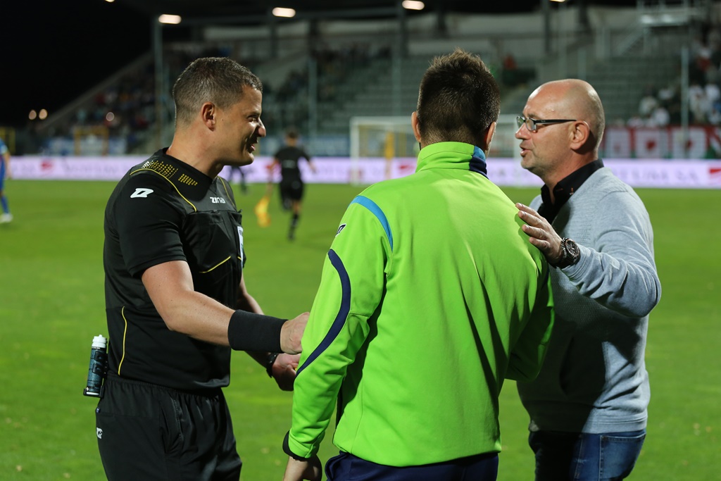 Legia wygrała w Legnicy. Gol Forsella to za mało na mistrza