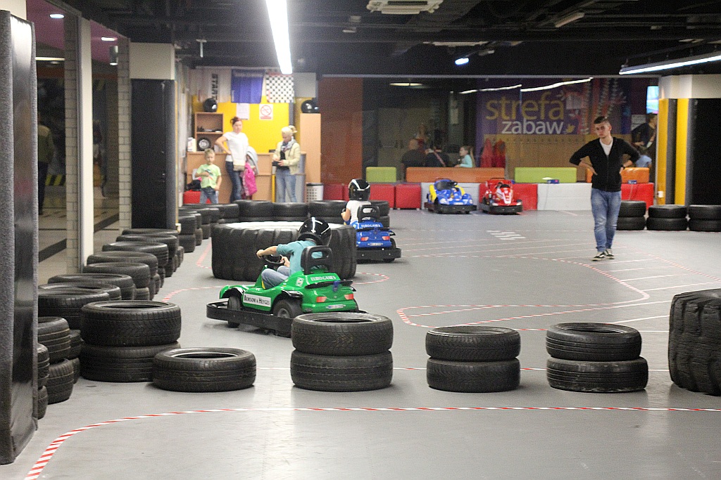 W rytmie disco powitali jesień w Parku Play City