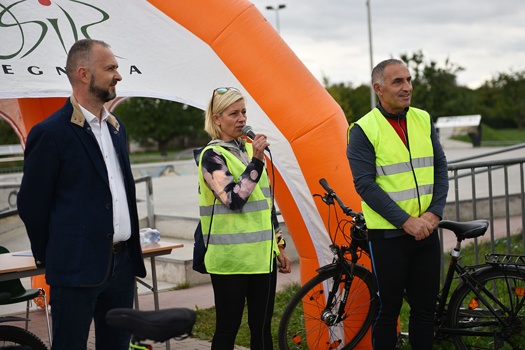 Legniczanie wybrali się z OSIR-em rowerami za miasto