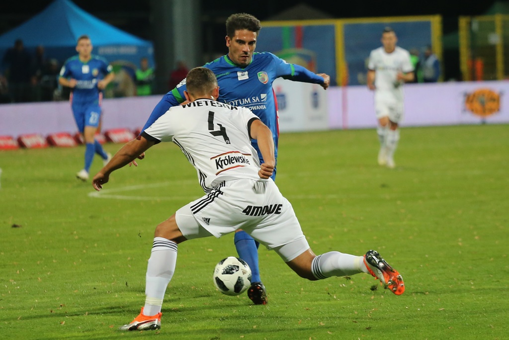 Legia wygrała w Legnicy. Gol Forsella to za mało na mistrza