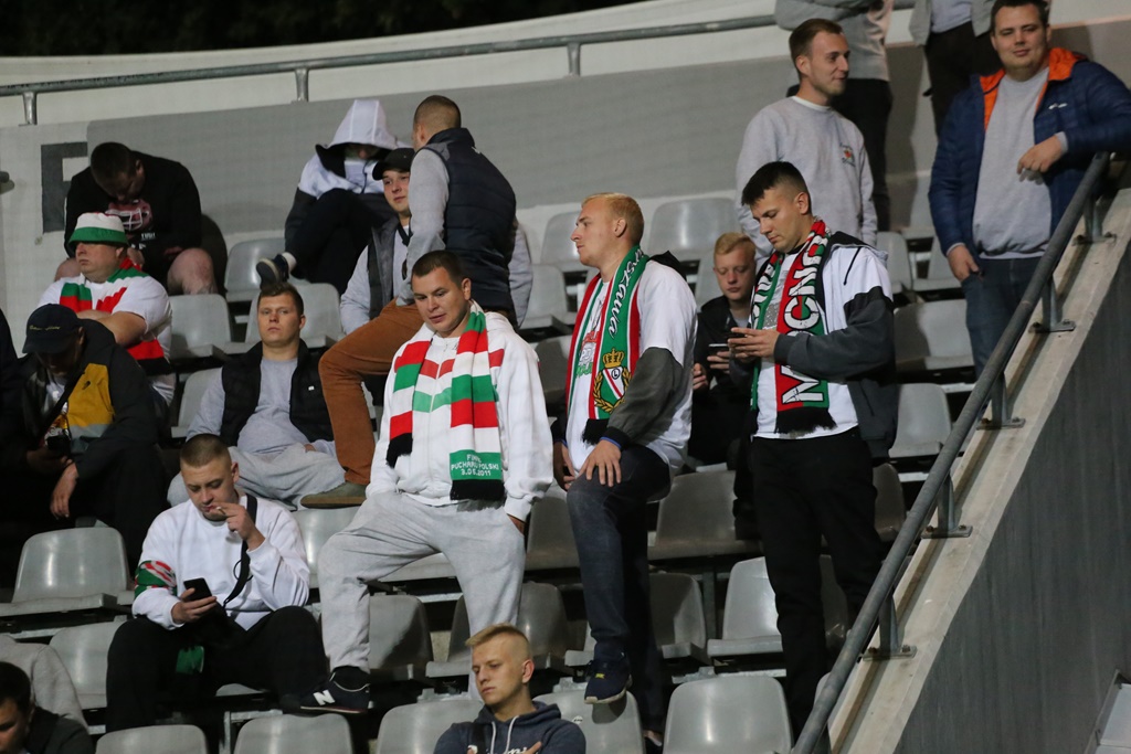 Komplet widzów obejrzał starcie Miedzi z Legią Warszawa