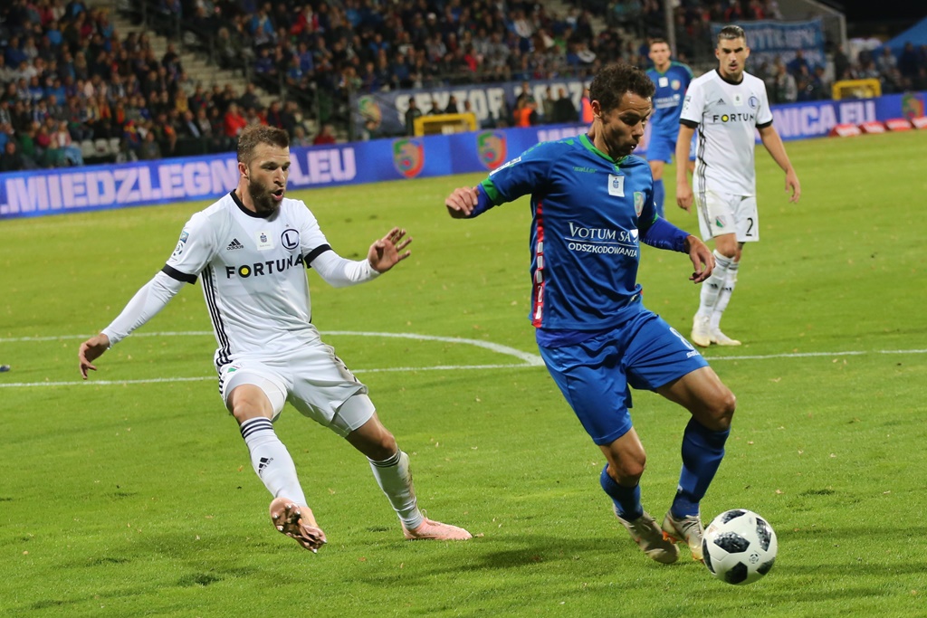 Legia wygrała w Legnicy. Gol Forsella to za mało na mistrza