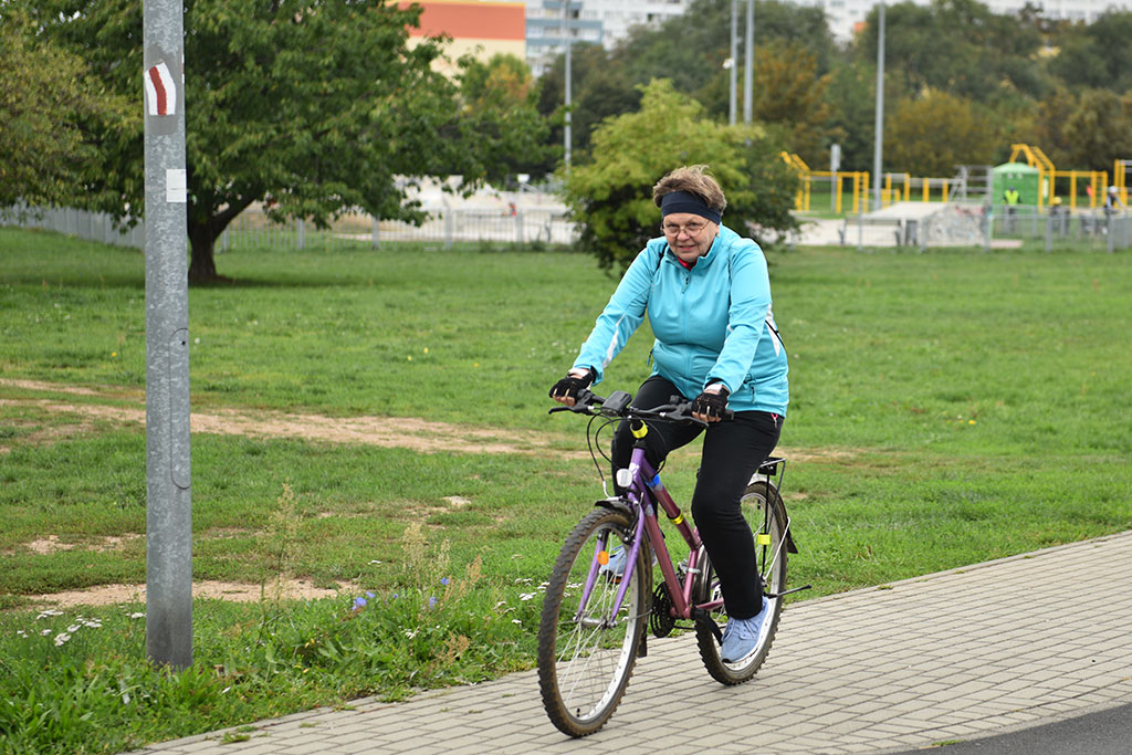 Legniczanie wybrali się z OSIR-em rowerami za miasto