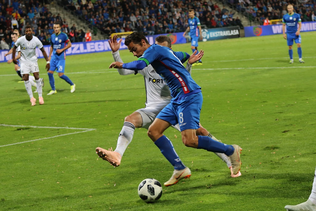 Legia wygrała w Legnicy. Gol Forsella to za mało na mistrza