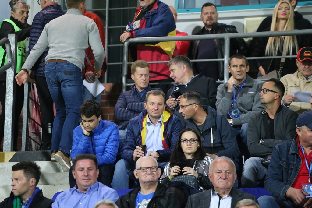Komplet widzów obejrzał starcie Miedzi z Legią Warszawa
