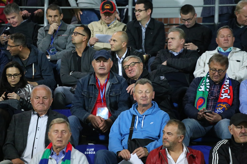 Komplet widzów obejrzał starcie Miedzi z Legią Warszawa