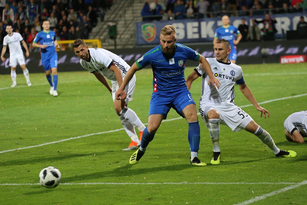 Legia wygrała w Legnicy. Gol Forsella to za mało na mistrza