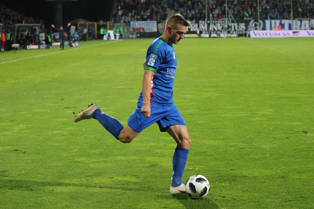 Legia wygrała w Legnicy. Gol Forsella to za mało na mistrza