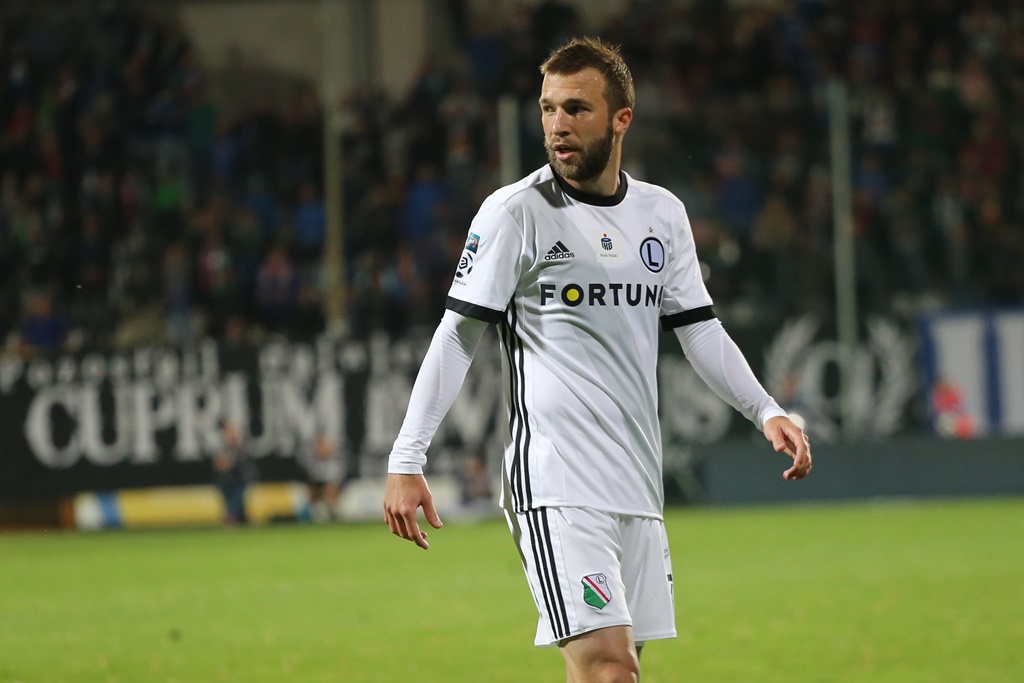 Legia wygrała w Legnicy. Gol Forsella to za mało na mistrza