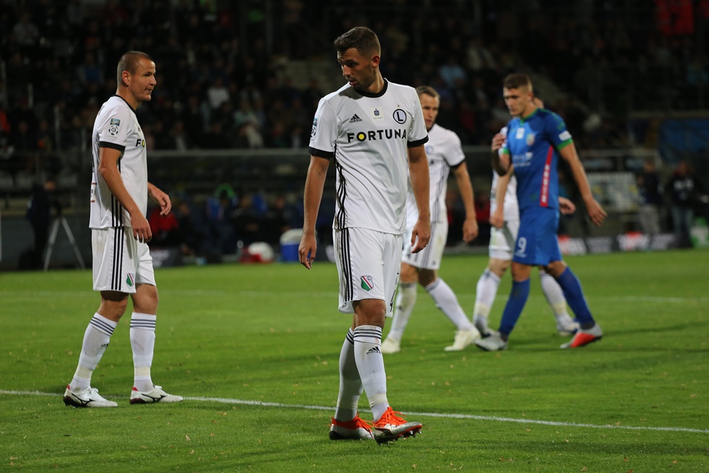 Legia wygrała w Legnicy. Gol Forsella to za mało na mistrza