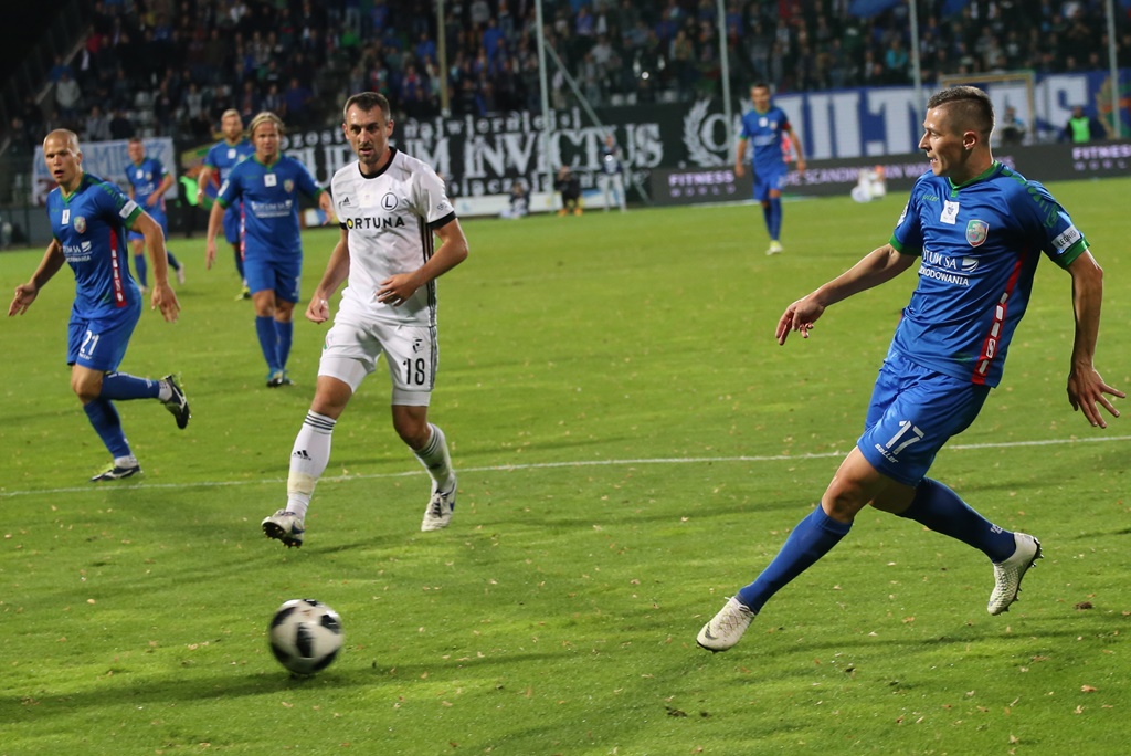 Legia wygrała w Legnicy. Gol Forsella to za mało na mistrza