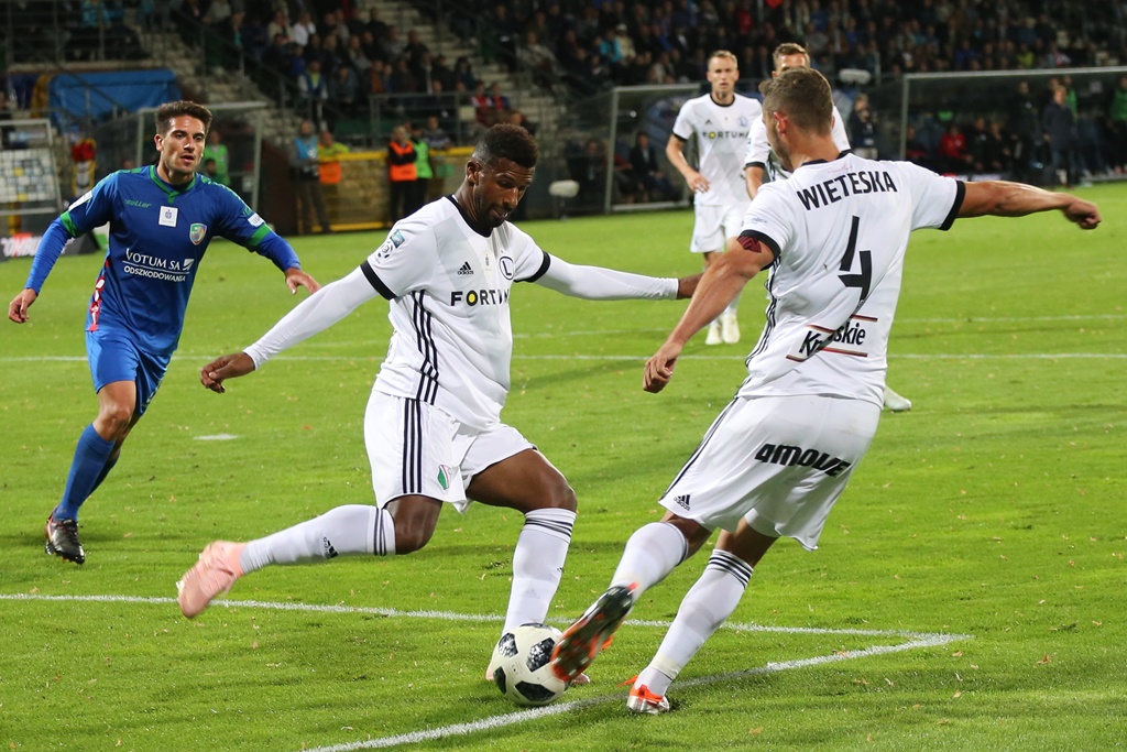 Legia wygrała w Legnicy. Gol Forsella to za mało na mistrza