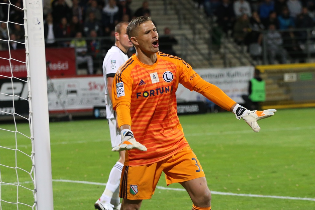 Legia wygrała w Legnicy. Gol Forsella to za mało na mistrza