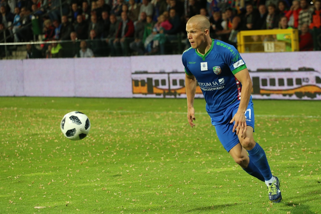 Legia wygrała w Legnicy. Gol Forsella to za mało na mistrza